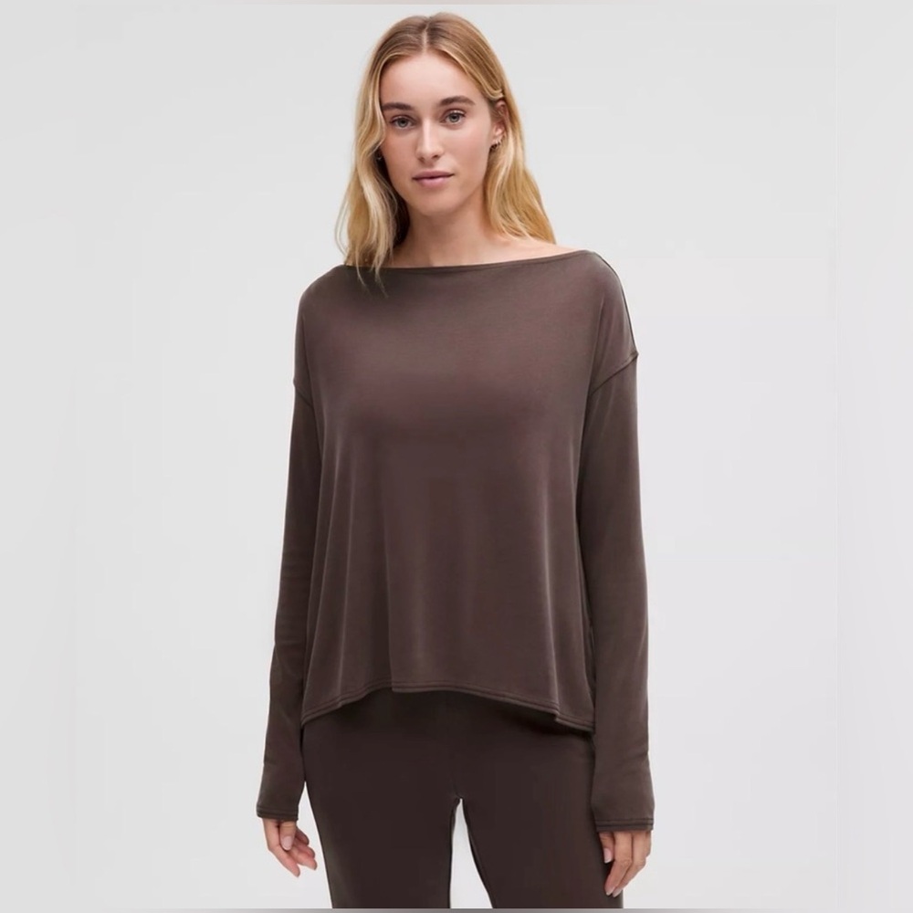New with tags Top- Off the shoulder